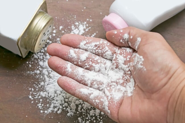 Research Shows How Talc Powder May Change Ovarian Cancer Cells